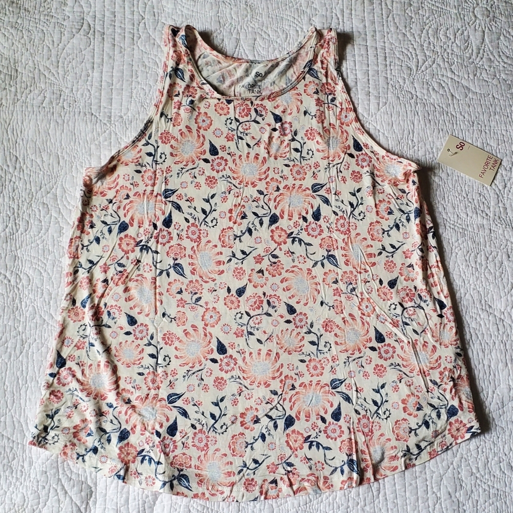 NWT - SO | Floral Tank Top Size M (Juniors)